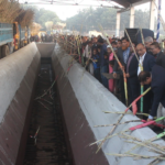ধান কেটে মাঠে মাড়াইয়ে ব্যস্ত কৃষক সোলাইমান