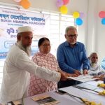 লালমনিরহাট জেলা পরিষদের সাবেক চেয়ারম্যান ও ছাত্রলীগ নেতাসহ গ্রেপ্তার।