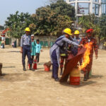 কমলগঞ্জে স্কুল ছাত্রী পূর্নিমা রেলীর হত্যার বিচারের দাবিতে মানববন্ধন