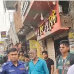 সাতক্ষীরার সাবেক ডিসি নাজমুল আহসানের বিরুদ্ধে শাস্তিমুলক ব্যবস্থা গ্রহণের দাবিতে মানববন্ধন