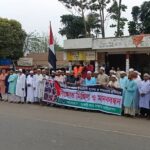 ফেনীর সোনাগাজীতে মসজিদ কমিটি নিয়ে দ্নন্দ্বের জেরে হামলায় আহত চার।