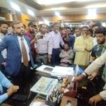 মরহুম হাজী ইসমাইল স্মৃতি ফাউন্ডেশনের উদ্যোগে ইফতার সামগ্রী বিতরণ