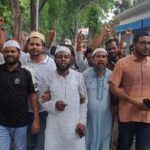 পতিত আওয়ামীলীগের দোসর, ভূমিদস্যুদের বিরুদ্ধে দেবীগঞ্জে মানববন্ধন