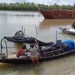 জামালপুরে অনির্দিষ্টকালের জন্য বাস-সিএনজি চলাচল বন্ধ