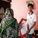 ফেনীর সোনাগাজীর বেকের বাজারে জামায়াতের ঈদ সামগ্রী বিতরণ।