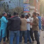 ভিসি কার্যালয়ে হট্টগোল ও সাংবাদিকদের কাজে বাধা দেওয়ার প্রতিবাদে ছাত্র ইউনিয়নের  মানববন্ধন 
