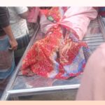 মাহমুদুর রহমানের বিরুদ্ধে মামলার প্রতিবাদে চট্টগ্রামে মানববন্ধন অনুষ্ঠিত 
