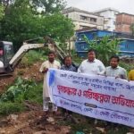 নিজ জায়গায় বাড়ি নির্মাণে প্রতিবেশীর বাধা, মারধরের অভিযোগ