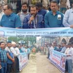 ফেনীর ছাগলনাইয়ায় সড়ক দুর্ঘটনায় হাবিব উল্লাহ খান উচ্চ বিদ্যালয়ের ৬ জন এসএসসি পরীক্ষার্থী আহত।