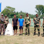 বাগেরহাটে নামযজ্ঞ অনুষ্ঠানে বিএনপি নেতা শামীমুর রহমান শামীম ও ব্যারিস্টার শেখ মোঃ জাকির হোসেন