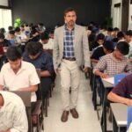 মহেশপুর সীমান্ত দিয়ে অবৈধভাবে ভারতে অনুপ্রবেশের চেষ্টা আটক ২৫ বাংলাদেশী