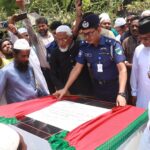 দশমিনায় সেলাই মেশিন ও অটো রিক্সা বিতরণ  