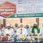 কলমাকান্দায় কায়সার কামালের নির্দেশে বাজারের পরিষ্কার-পরিচ্ছন্নতা কর্মসূচি