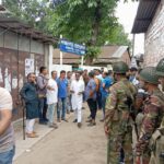 সাতক্ষীরায় কপোতাক্ষ নদের বাঁধ ভেঙে ৪০০ বিঘা ঘের প্লাবিত