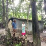 দেবীগঞ্জে কৃতি শিক্ষার্থীদের মাঝে ক্রেস্ট ও সনদ বিতরন
