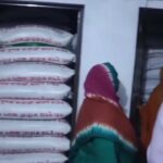 সুন্দরবনরক্ষায় নারীর বিকল্প জীবিকার চেক প্রদান করলেন ইউএনও রণী খাতুন