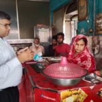 পাইকগাছার কাঠিপাড়া খাল উম্মুক্তকরণের দাবিতে মানববন্ধন