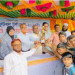 পাইকগাছায় চার ইউনিয়নের জলাবদ্ধতা নিরসনে মানববন্ধন ও প্রতিবাদ সভা নেট-পাটা অপসারণের দাবি