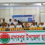 বেনাপোল বন্দরে ভারতীয় ট্রাক থেকে ইয়ার পিস্তলসহ আটক করেছে ২ জন কে 