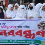 টানা ৯০ দিনের নিষেধাজ্ঞা শেষে, বাঘ-কুমির-দস্যুদের ভয় উপেক্ষা করে সুন্দরবনের উদ্দেশ্যে ৬শ’জেলে-বাওয়ালিরা
