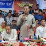 জনপ্রতিনিধি নয়, সেবক হিসেবেই পাশে থাকতে চান ডাক্তার সাহেব।