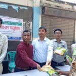 হাতীবান্ধায় অবস্থিত তিস্তা ব্যারেজ থেকে দেখা যাচ্ছে কাঞ্চনজঙ্ঘা!