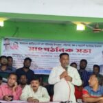 ফরিদগঞ্জে মনোনয়ন বাতিলের দাবীতে মশাল মিছিল অগ্নিসংযোগ ও সড়ক অবরোধ