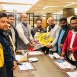 নওগাঁ সুইপার কলোনিতে পুলিশের বিশেষ অভিযানে বিপুল পরিমান গাঁজা-মদ উদ্ধার