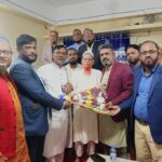 ঝিনাইদহে জেলা প্রশাসক রাতে ঘুরে ঘুরে শীতবস্ত্র বিতরণ করলেন