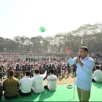 তালায় ডাব প্রতীকের প্রার্থী ইয়ারুল ইসলামের বিভিন্ন এলাকায় গণসংযোগ