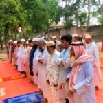 চিরিরবন্দরে সৌদির সঙ্গে মিল রেখে ঈদের নামাজ অনুষ্ঠিত।
