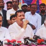 আশুগঞ্জ থানা পুলিশের অভিযানে (৩০) কেজি গাঁজাসহ প্রাইভেটকার উদ্ধার, গ্রেফতার ৩ জন।