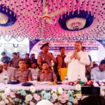 পাইকগাছায় ‘উদয়ী-মধুরাজ’ বাজপাখি উদ্ধার; চলছে চিকিৎসা সেবা