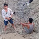 শার্শার গোগা সীমান্ত এলাকায় বিজিবির অভিযানে ১০০ বোতল নেশা জাতীয় সিরাপ উদ্ধার