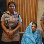 বিধবা সায়রা খাতুন দর্জি কাজের মাধ্যমে প্রতিষ্ঠিত হওয়ার স্বপ্ন বুনছেন