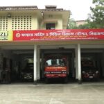 চিলমারীতে “রেললাইন ও স্লিপার” বসানোর  দাবিতে মানববন্ধন অনুষ্ঠিত 