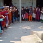 জঙ্গল সলিমপুরের আলিনগর উচ্চ বিদ্যালয়ে শিক্ষার্থীদের সাথে পুলিশ সুপারে’র শিক্ষা, স্বপ্ন ও নিরাপত্তা নিয়ে মতবিনিময়