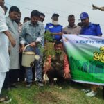 ২৫ কোটি বৃক্ষরোপণ কর্মসূচিতে মাদারীপুরে চারা বিতরণ