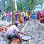 পলাশবাড়ী উপজেলা পরিষদ রাস্তায় নোংরাপানি! দুর্গন্ধে চরম ভোগান্তি