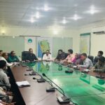 সাতক্ষীরায় থানা ভবন ভাঙার সময় বোমার বিস্ফোরণ,আহত ২