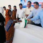 নীলডুমুর ১৭বিজিবির উদ্যোগে বন্যাদুর্গতদের মাঝে ত্রাণ সহায়তা বিতরণ
