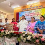 আশুলিয়ায় গাজাসহ এক নারী মাদক ব্যবসায়ী আটক 