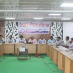 মুক্তি প্রি-ক্যাডেট স্কুলে কৃতী শিক্ষার্থীদের হাতে সনদ ও ক্রেস্ট তুলে দিলেন ডেপুটি স্পিকার