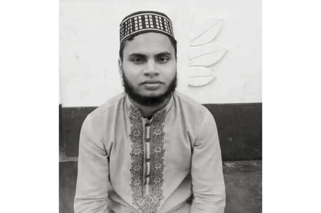 ডিমলায় মসজিদ থেকে নববিবাহিত মুয়াজ্জিনের মরদেহ উদ্ধার, শোকে মামার মৃত্যু
