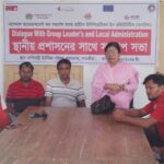 তীব্র গরমে সিরাজগঞ্জে বাড়ছে নিউমোনিয়া-ডেঙ্গু, মেঝেতে রোগীর চিকিৎসা