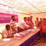 ঠাকুরগাঁওয়ে ৩ মাস প্রশিক্ষণ শেষে সেলাই মেশিন পেলেন ৫০ জন নারী।