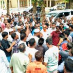 পলাশবাড়ীতে পরিত্যক্ত ঘোষণা করা হলেও বিকল্প ব্যবস্থা না থাকায় ঝুঁকিপূর্ণ ভবনে পাঠদানে