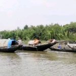 হাটহাজারীতে দেশীয় পেনগানসহ ৫টি আগ্নেয়াস্ত্র ও ২০ রাউন্ড গুলি উদ্ধার; অস্ত্র সরবরাহকারী চক্রের ২ সদস্য গ্রেফতার