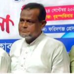 মেয়র ডা. শাহাদাত হোসেনের পক্ষে শারদীয় দূর্গাপূজায় চাউল বিতরণ 